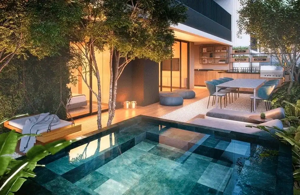 Borda de Pedra Hitam e deck de madeira