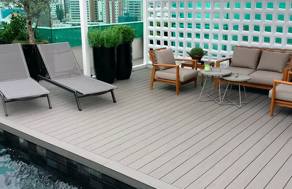 Decoração de Varanda Pequena: Ideias Incríveis para Decorar 52 DEck Plástico para apartamento