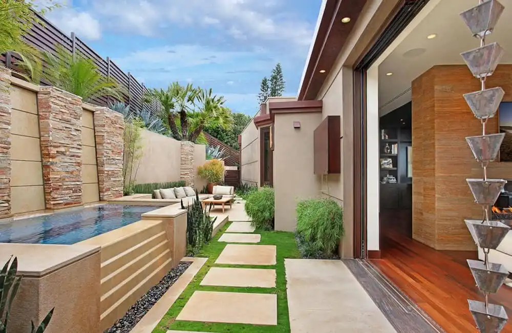 caminho de pedra piscina