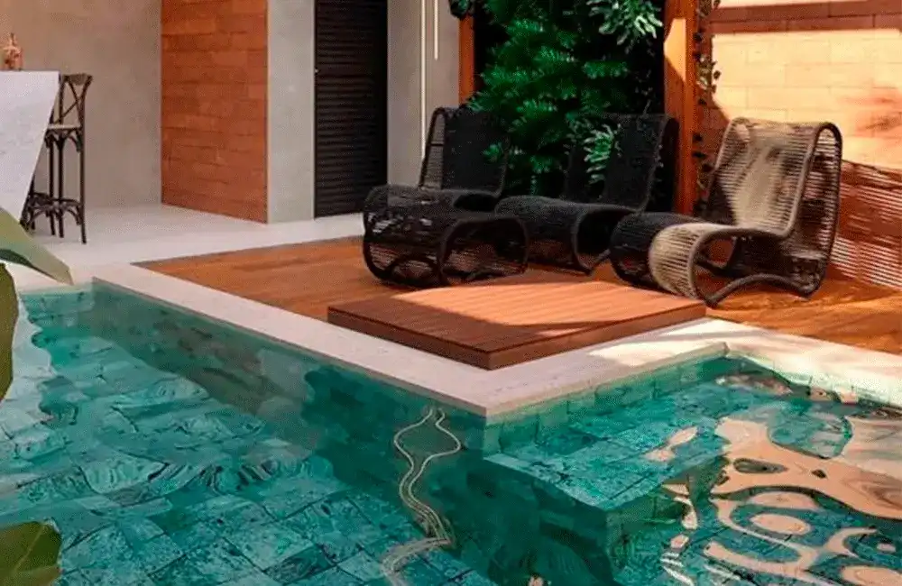 piscina borda e deck