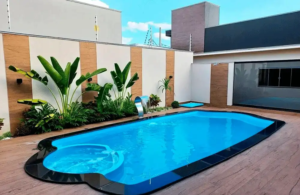 Piscina de fibra com hidro