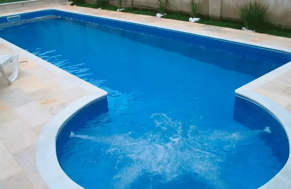 piscina redonda integrada na quadrada com hidromassagem
