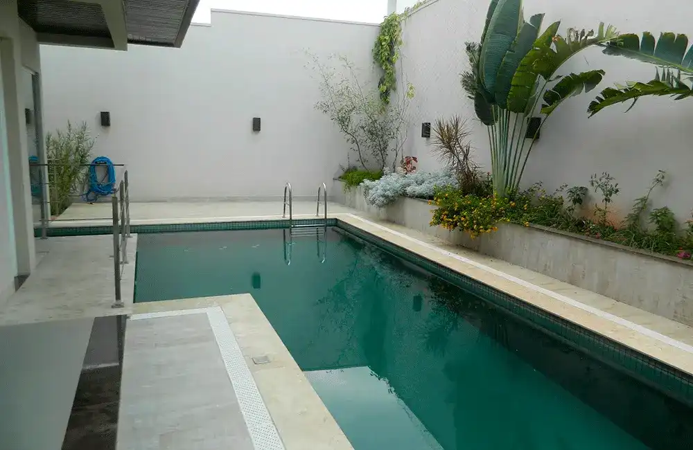piscina em L