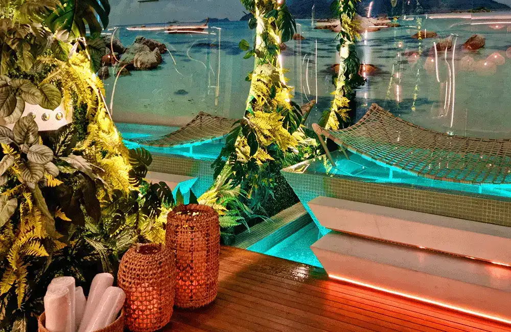 fonte de água bem iluminado