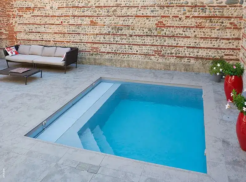 6 Modelos de Porcelanato para Piscina: Dicas e Ideias +30 fotos 82 piscina quadrada com porcelanato
