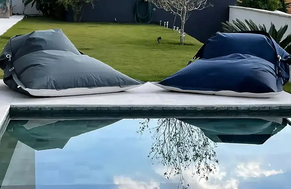 puffs para area de lazer 