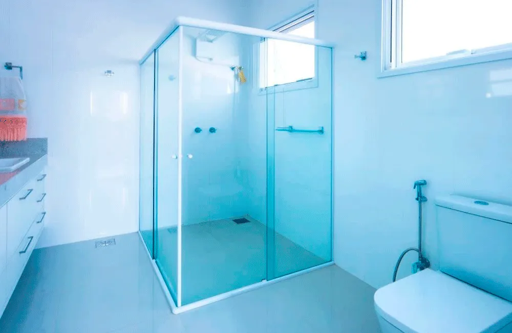 Descubra o Segredo: Como Limpar Box de Banheiro com 8 Dicas Incríveis 31 mofo na parede do banheiro