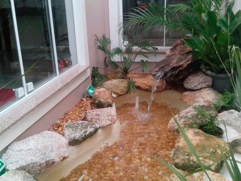 espaço de lagos no jardim de inverno