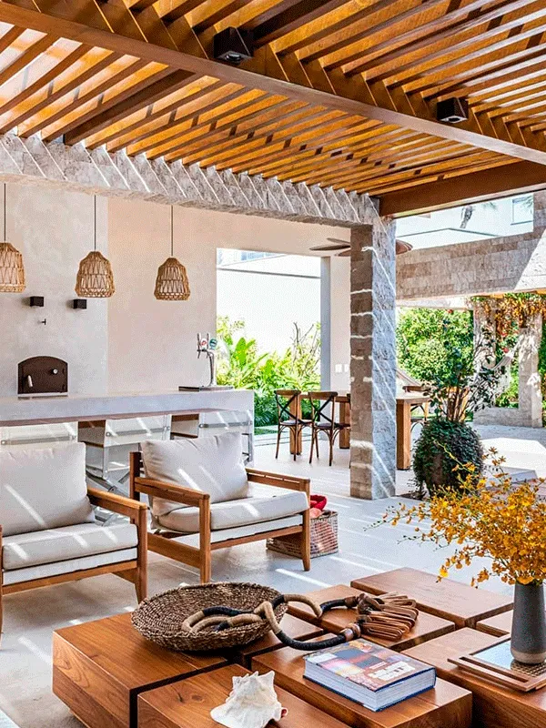 iluminação para pergolado de madeira