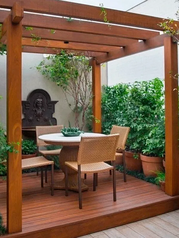 fotos de pergolado de madeira