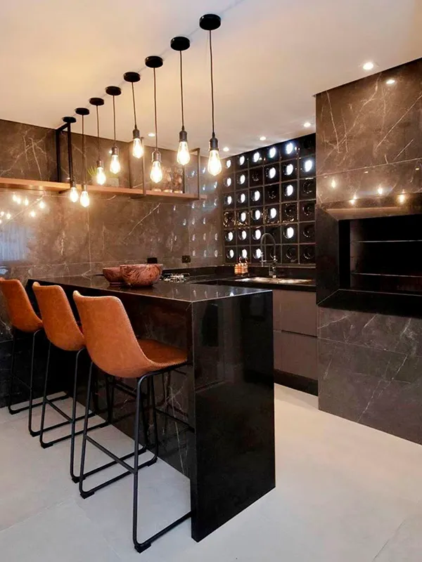 area de churrasqueira com porcelanato preto