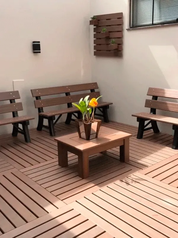 mobiliarios de madeira plástica
