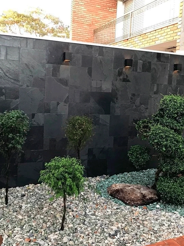 lajota de ardosia na parede externa