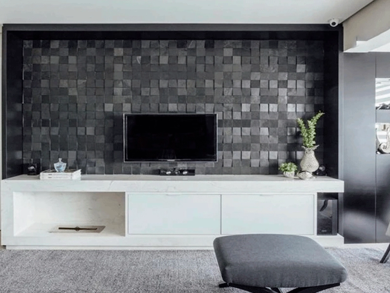 painel da tv com pedra ardosia