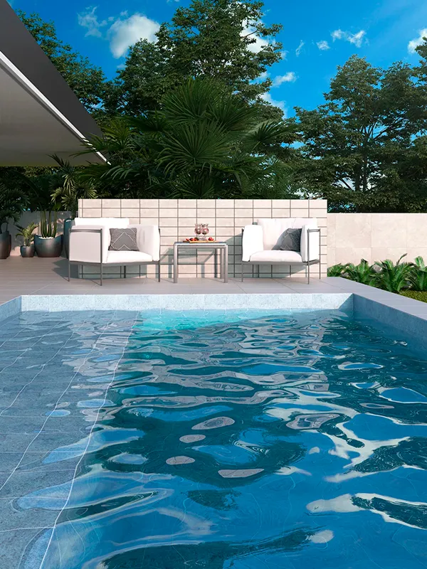 Piscina com azulejo cor de água