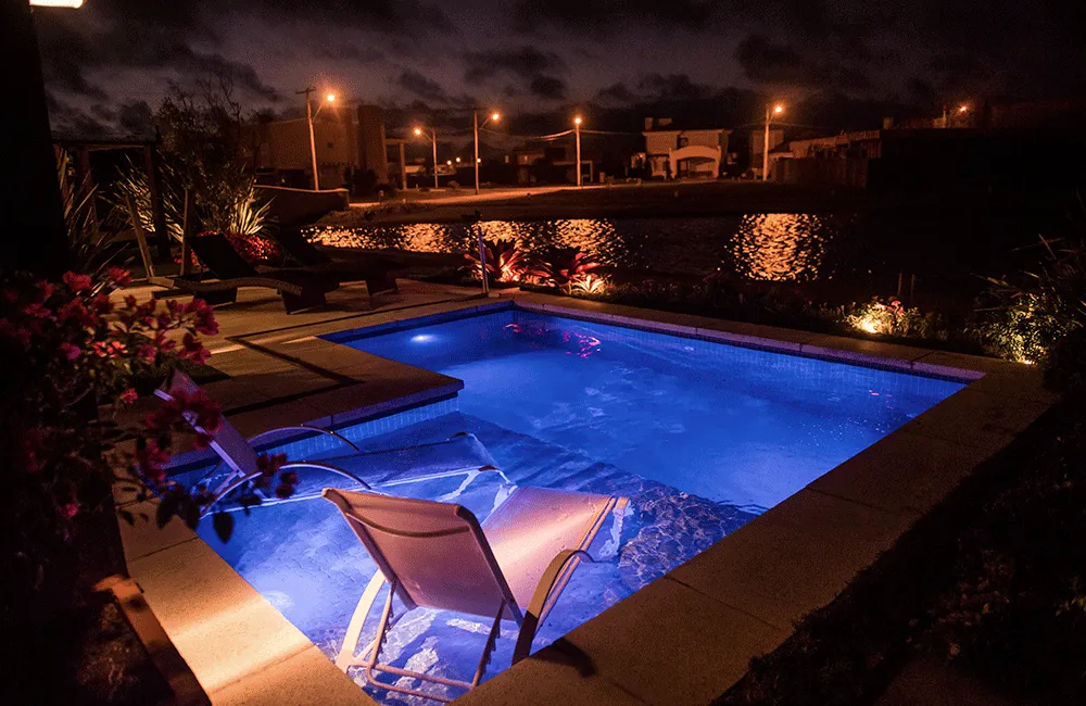 Alexa ligando a piscina com hidromassagem