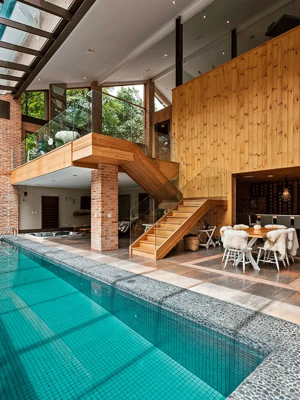 área de lazer pequena com piscina 