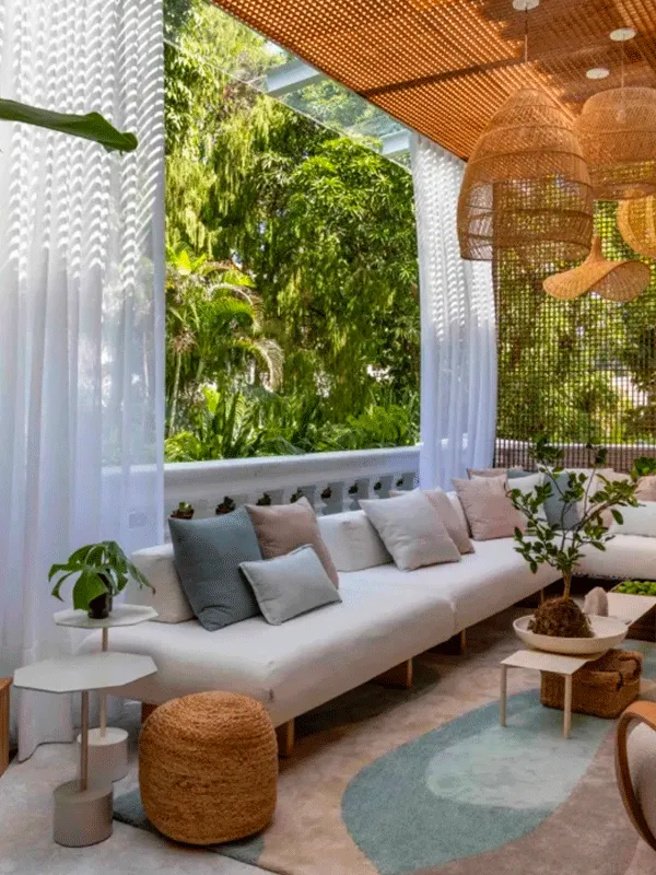 exterior com sofas e relaxamento na área de lazer