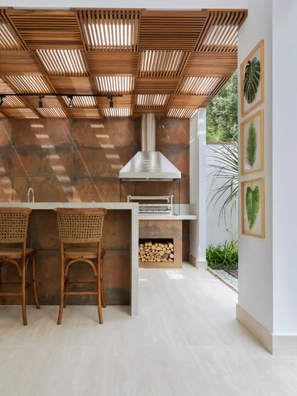 porcelanato retificado aplicado na área de churrasqueira