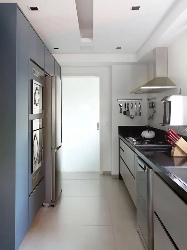 Porcelanato Bege: Aconchego e Sofisticação com esse Revestimento +54 Fotos Inspiradoras 141 iluminação destacando o piso fosco