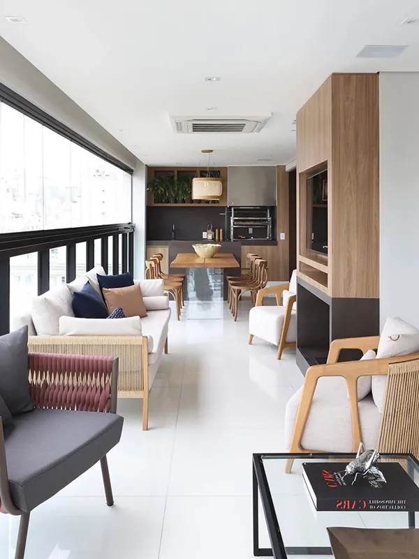 Porcelanato Branco: Projetos Clean e Luxuoso +43 Fotos Incríveis para Inspirar 126 varanda gourmet com porcelanato