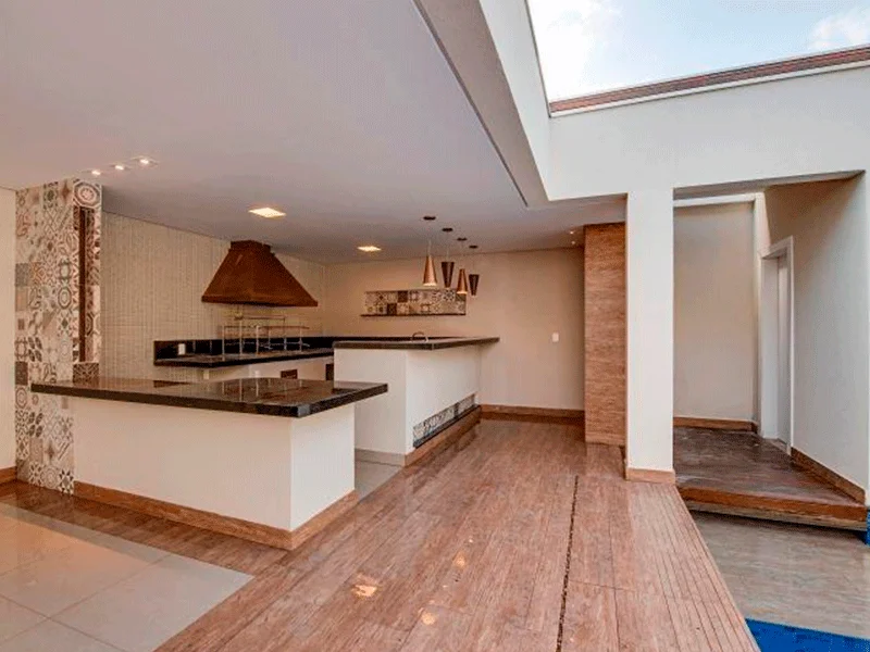 área gourmet incrivel com piso amadeirado