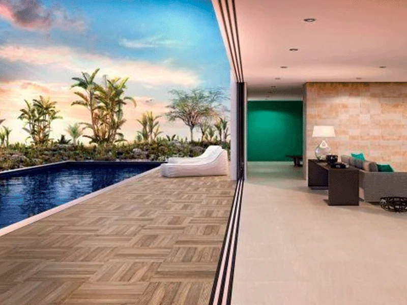 varanda com piscina e piso amadeirado