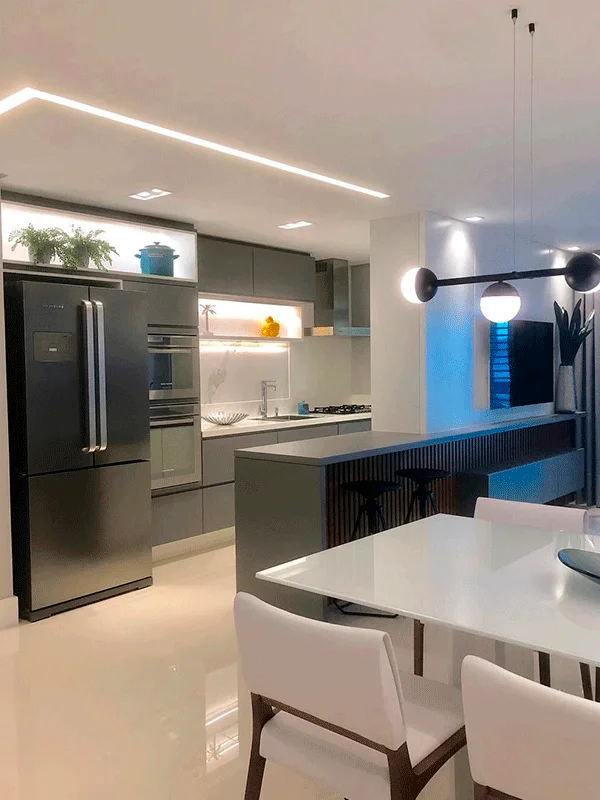 ambientes com sustentabilidade na área interna do partamento com cores neutras na decoração