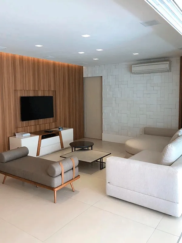 espaço para todos os gostos com porcelanato acetinado bege