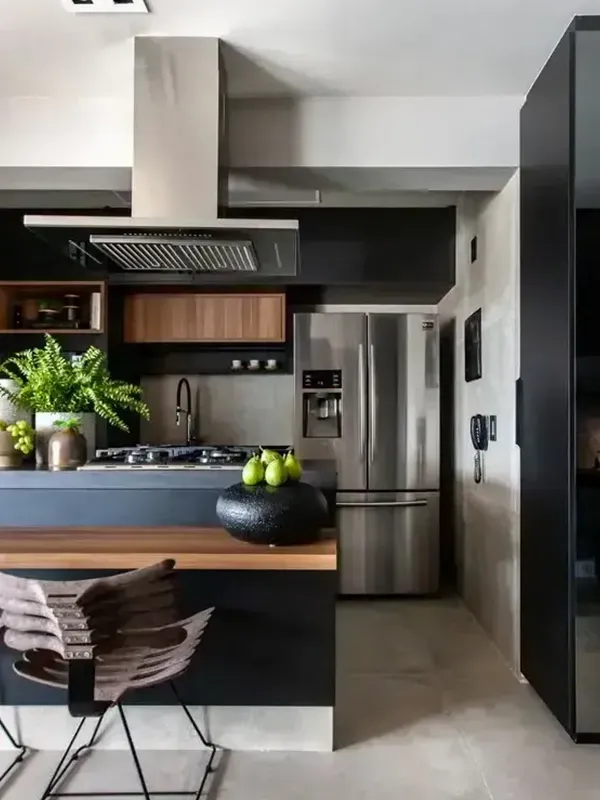 porcelanato cinza no piso da cozinha 