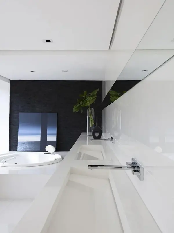 com peças de inox para deixar o toque luxuoso