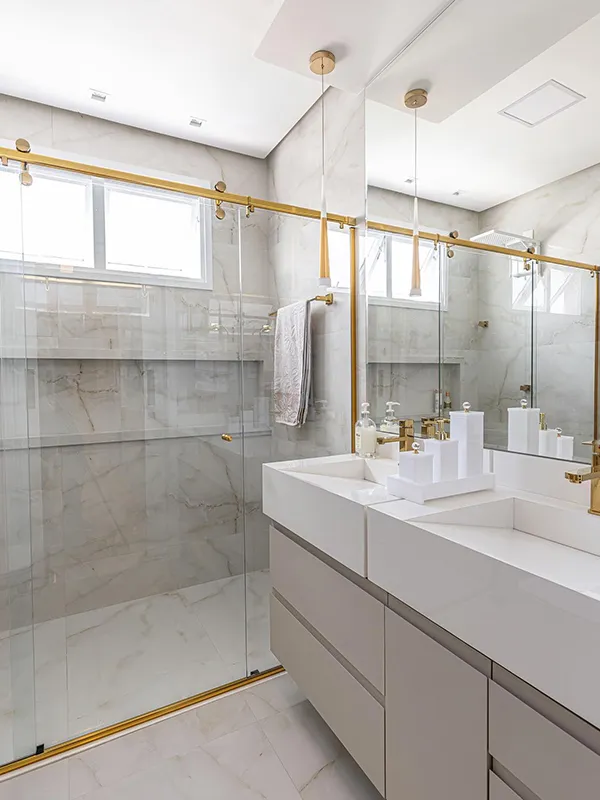 espaço com personaldiade e decoração clean, ambiente pequeno e bem planejado