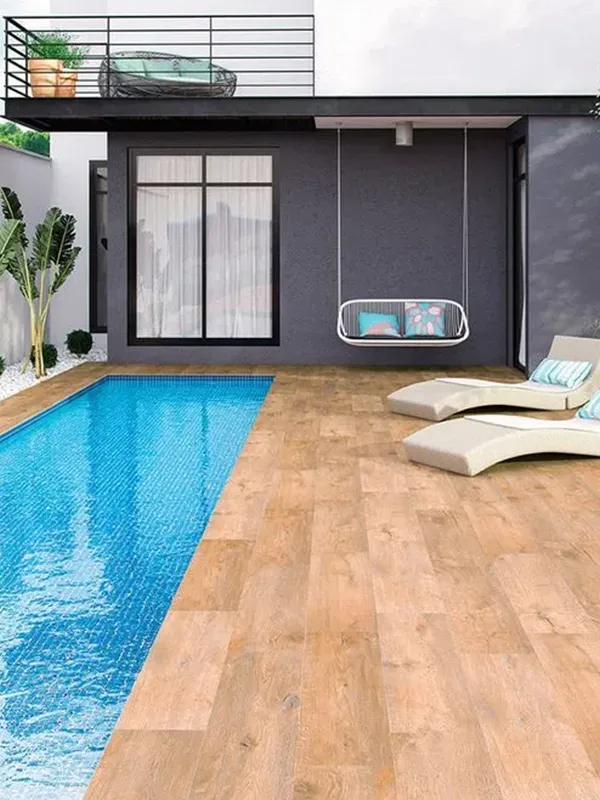 toque rústico na área de piscina