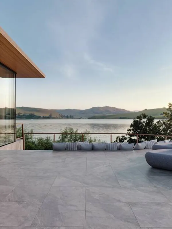 ambiente com piscina no terraço