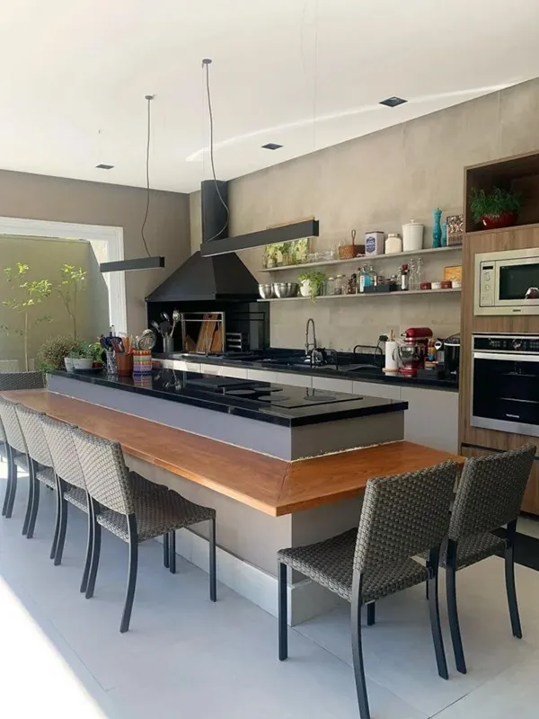 Descubra os 7 Modelos de Porcelanato para Área Gourmet: Elegância e Praticidade de Limpeza 107 espaço com forno a lenha e cores neutras para decoração da área gourmet