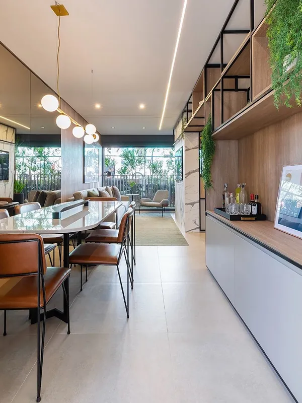 piso retificado na sala de jantar