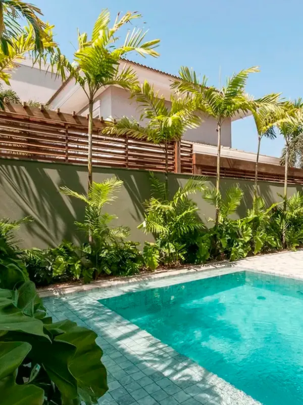 quinatl com piscina grande