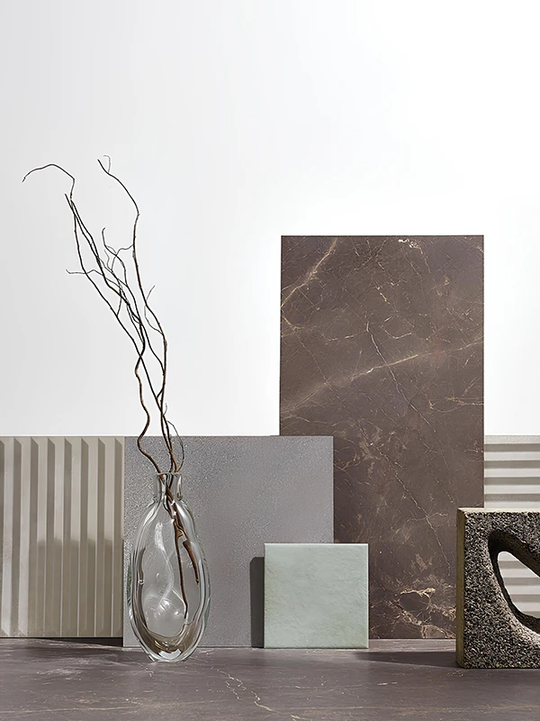 Mostrando os revestimentos marrom, como eles podem destar projetos de interiores