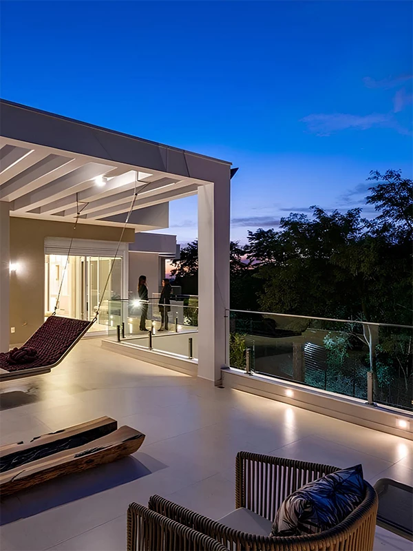 Iluminaçlão para varand acom pergolado de concreto no terraço
