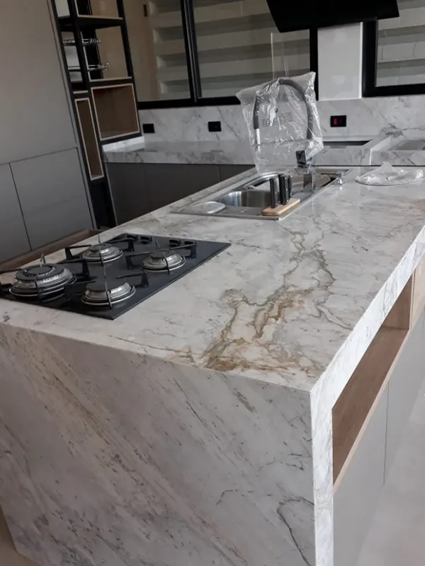 bancada ilha com marmore