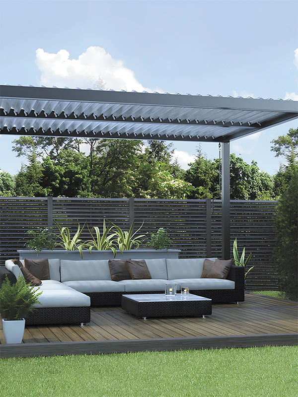 ambiente aconchegante com móveis para pergolado de jardim