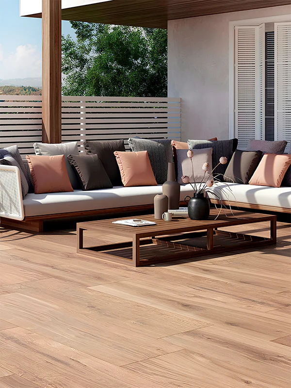 piso retificado amadeirado aplicado na área externa