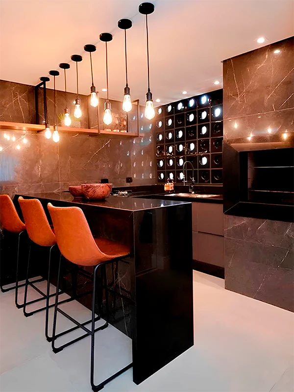 árae de churrasqueira com revestimento antiderrapante