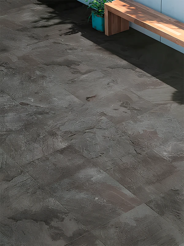 porcelanato preto com acabamento antiderrapante