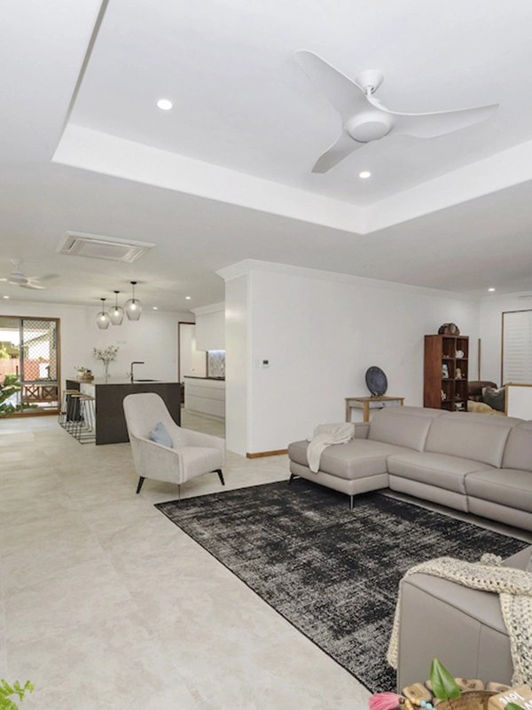 área de lazer pequena com porcelanato