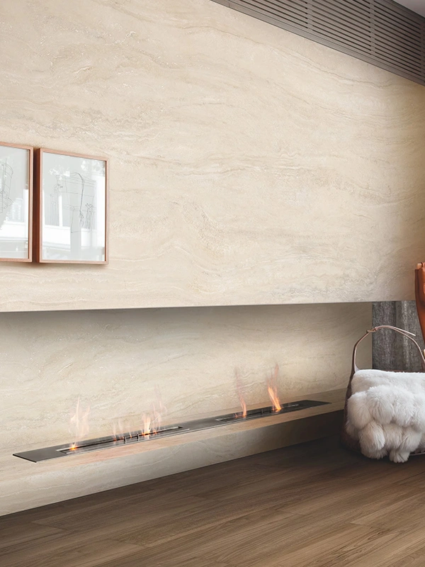 lareira ecológica com porcelanato travertino