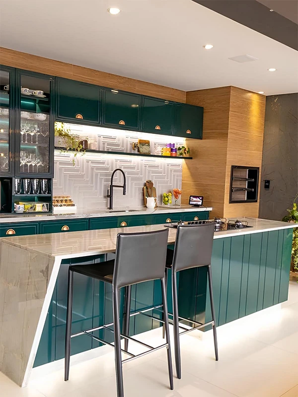 revestimento para espaços gourmet personalizado com cores azuis e madeira