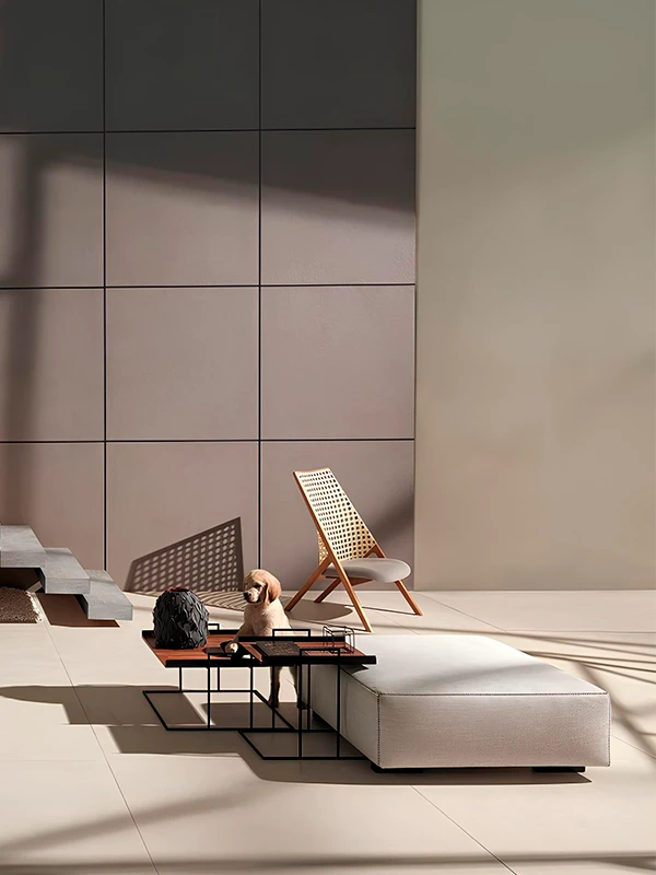 sala de estar com porcelanato marrom