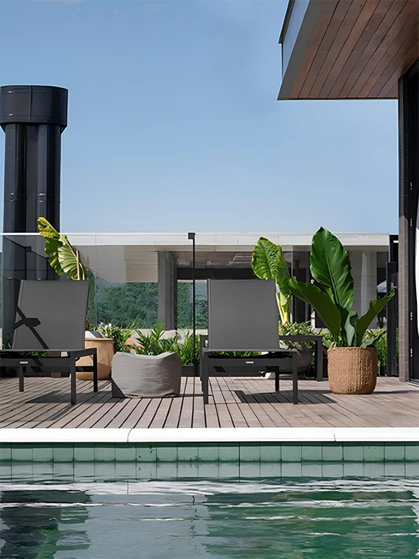 Amplia o espaço do terraço com piscina