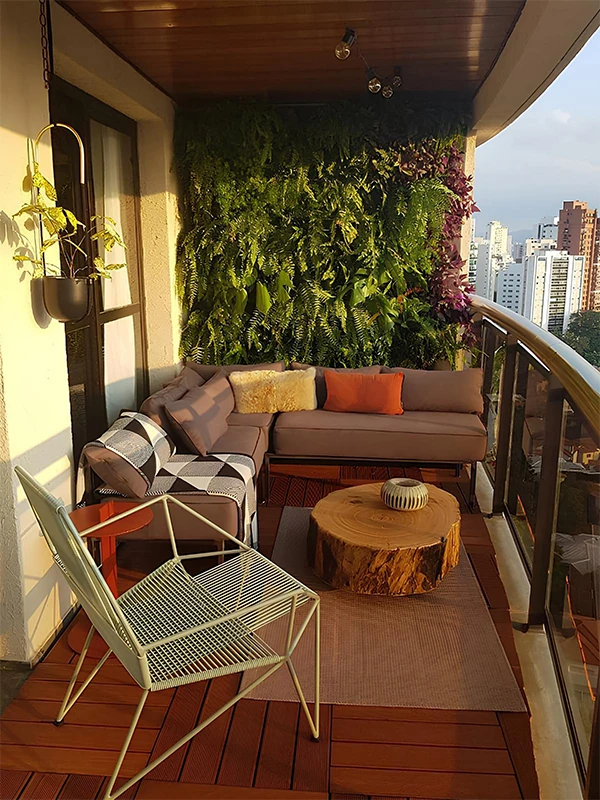 paisagismo com jardim vertical para varanda